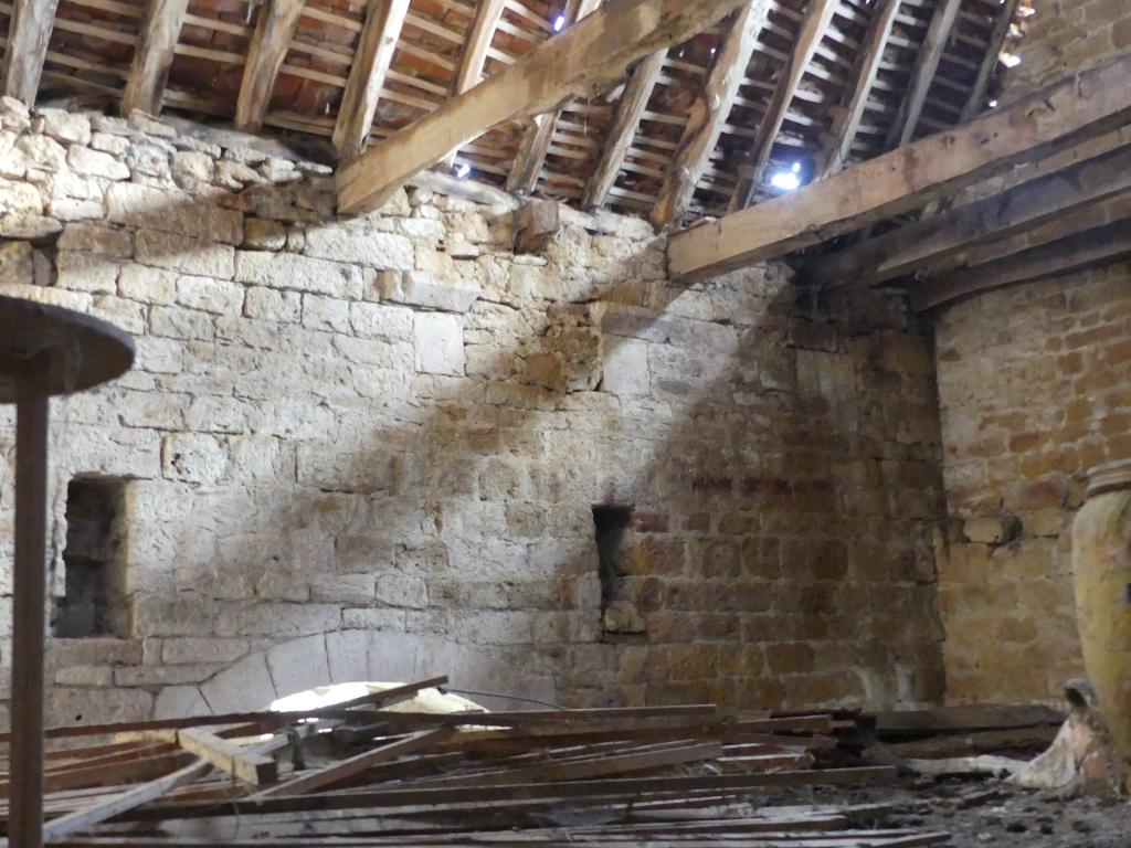 ancienne demeure puis grange