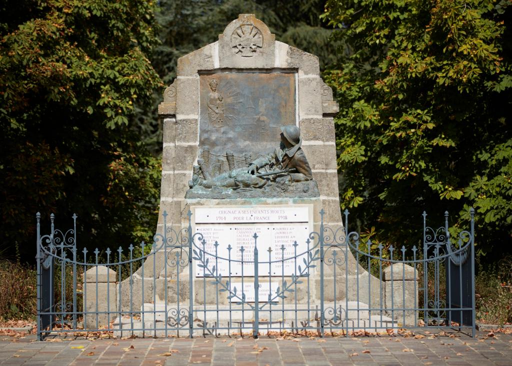 monument aux morts de la guerre de 1914-1918 et de la guerre de 1939-1945
