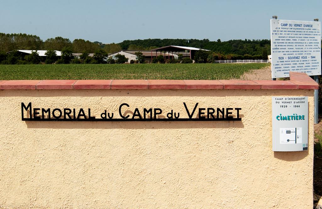 cimetière de l'ancien camp de concentration de la guerre de 1939-1945