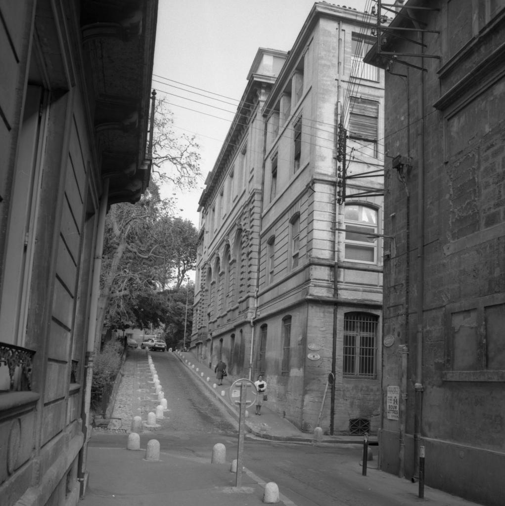 université dite institut de physique et chimie