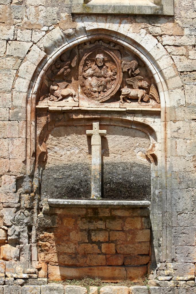 église paroissiale Saint-Pierre-ès-Liens