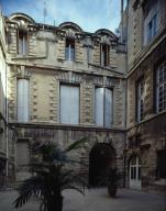 hôtel de Cussonnel, puis de Castries