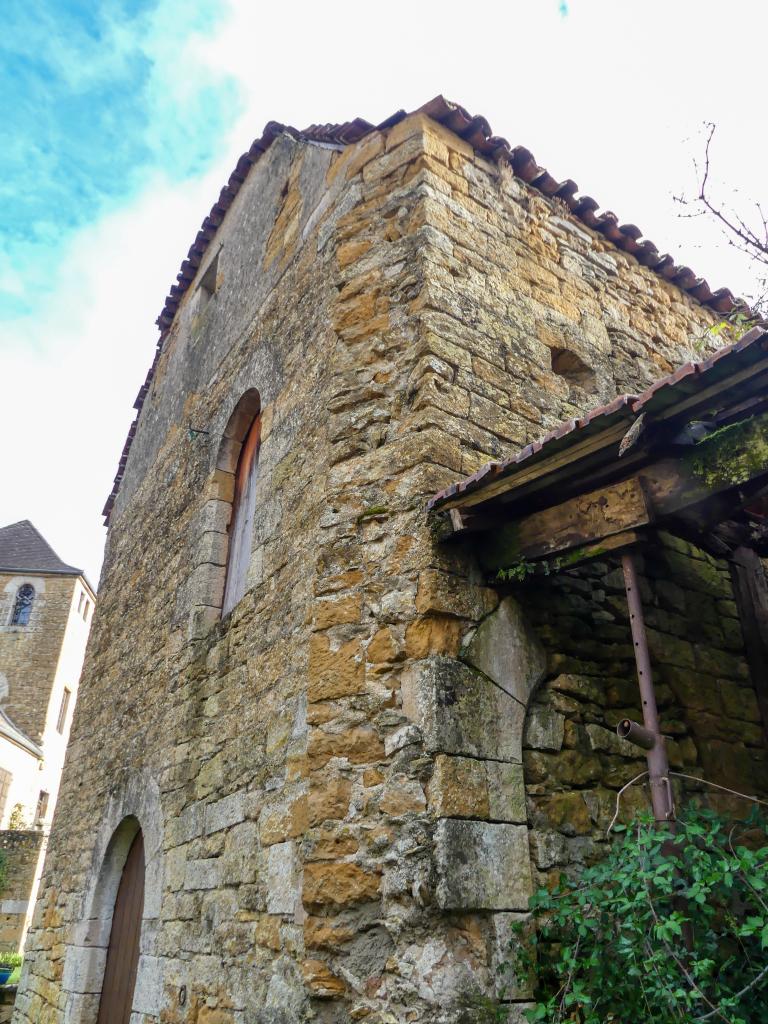 ancienne demeure puis grange