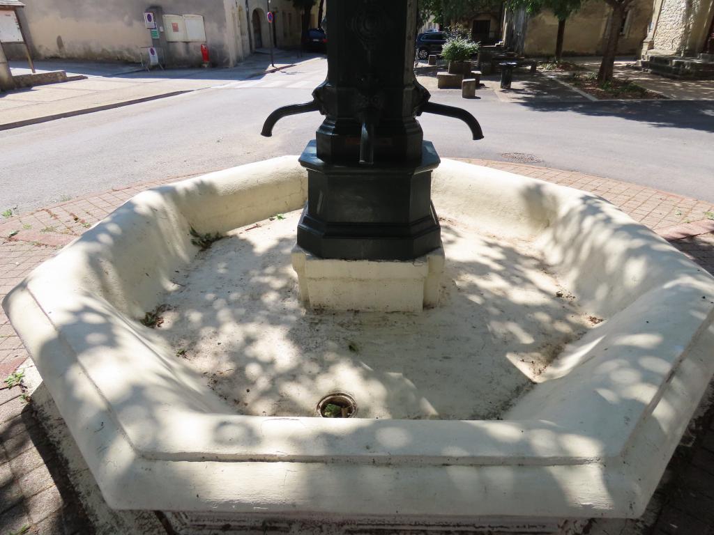 fontaine monumentale