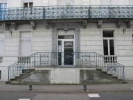hôtel de la Poste puis hôtel de la Poste et du Golf, actuellement immeuble à logements