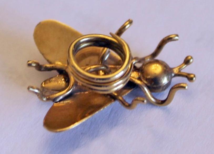 épinglette mouche