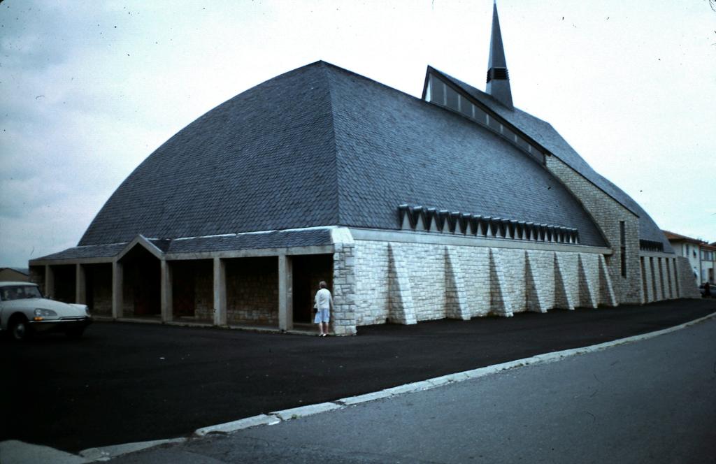 église paroissiale Saint-Joseph l'artisan