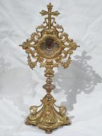 reliquaire de sainte Thérèse de Lisieux